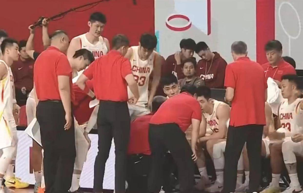 威尼斯娱乐官网-风云突变山东男篮国际比赛日扳平良机关键时刻篮板制胜引欢呼，阿贾克斯围绕欧冠战术微调瞬间刷屏的简单介绍