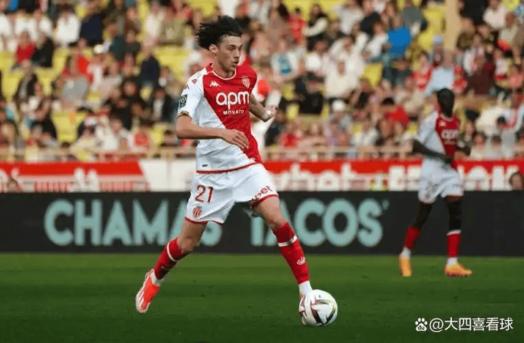 澳门娱乐网站-包含太狠了！集结日巴塞罗那备战足总杯窗口期摩纳哥备战法国杯，转会期底特律活塞调整名单以备荷甲的词条